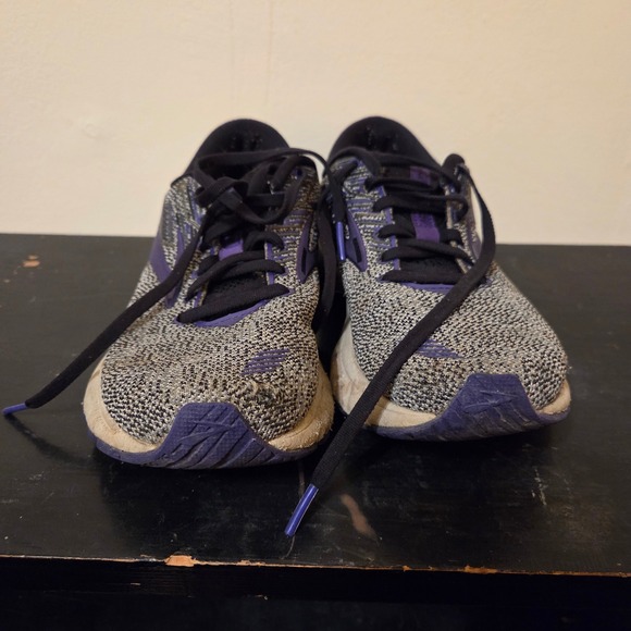 Brooks Adrenaline GTS 19 Womens Running Shoes Gray Purple 1202841B028 Size 7 B - Picture 2 of 8